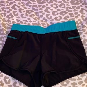 black ivivva shorts